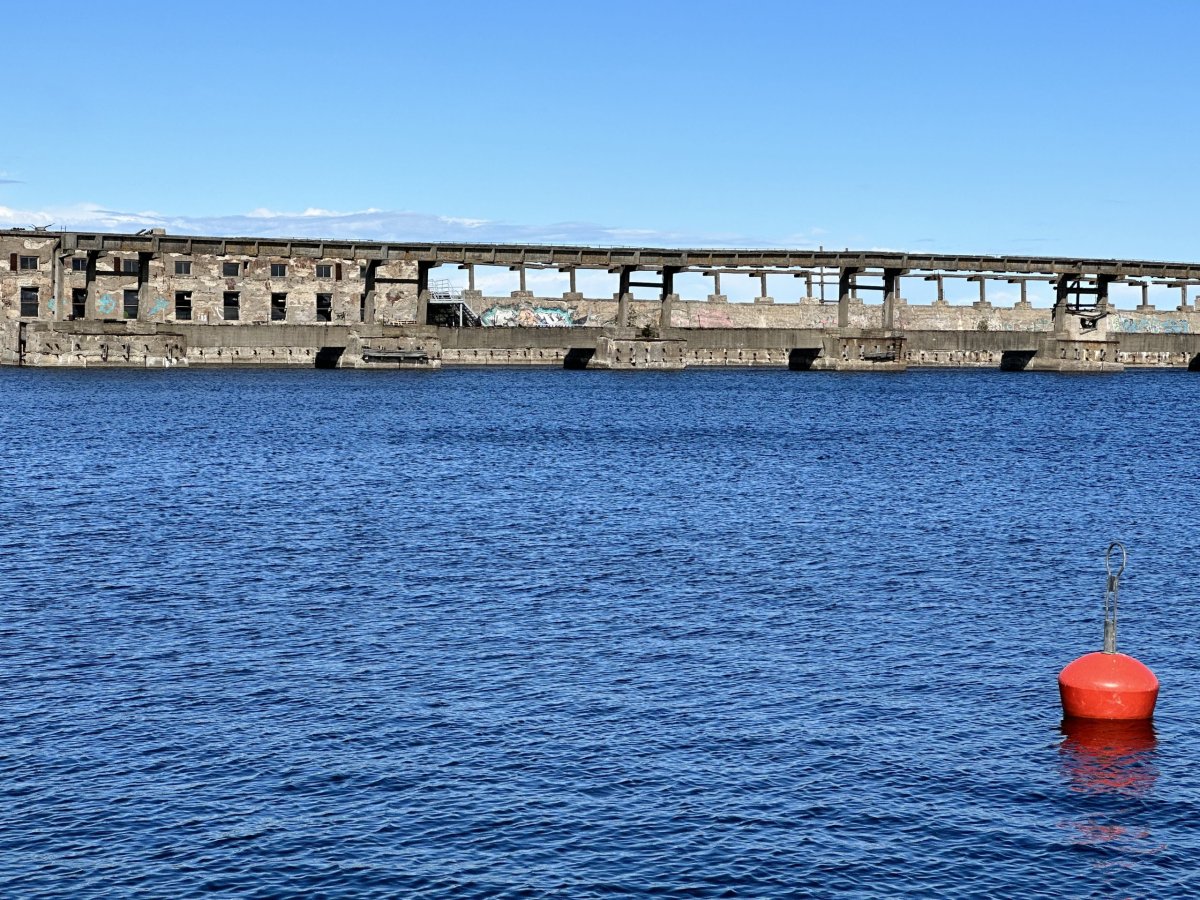 Ponorková základna Hara