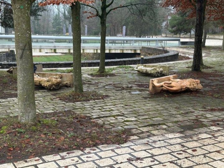 MUDAM - lvi odpočívají v zavírací den