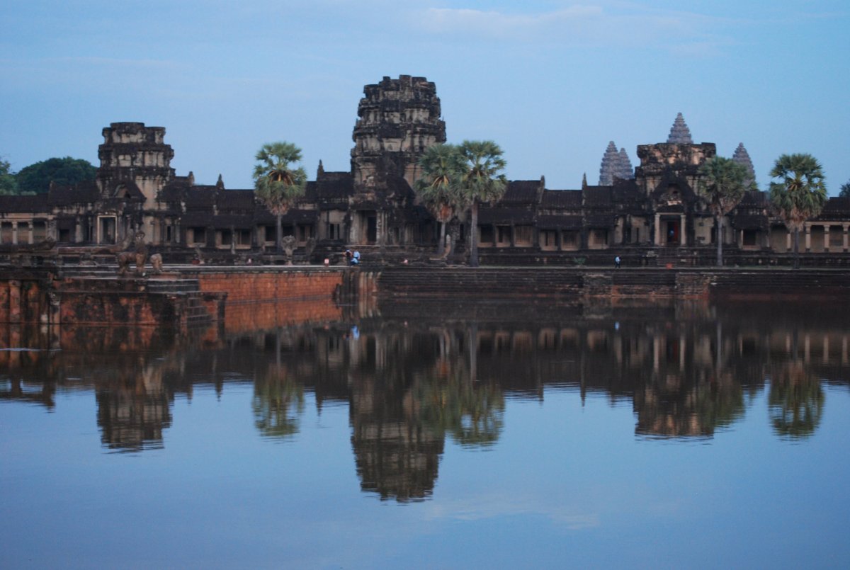 Večerní Angkor Wat