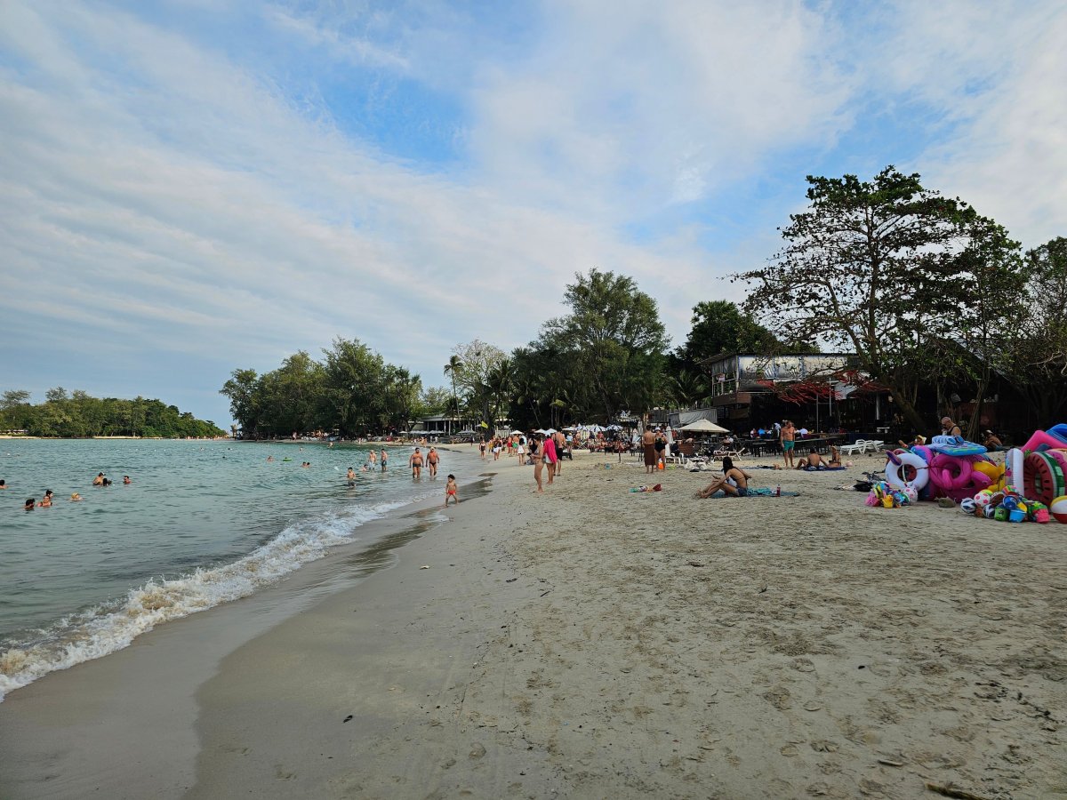 Choeng Mon Beach