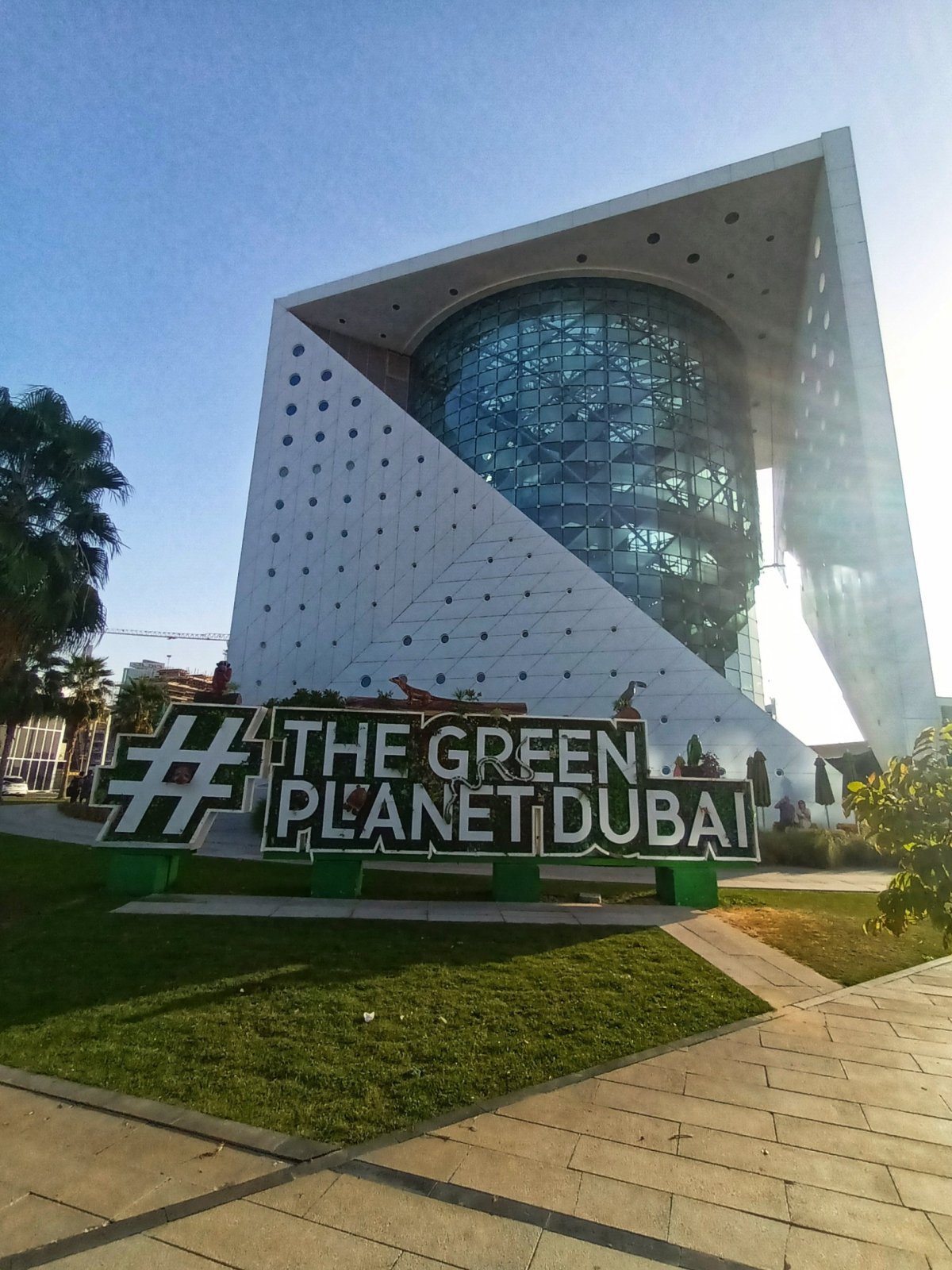 The Green Planet Dubai je obrovský skleník