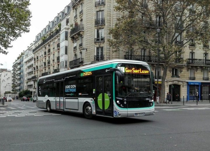 Autobus Paříž
