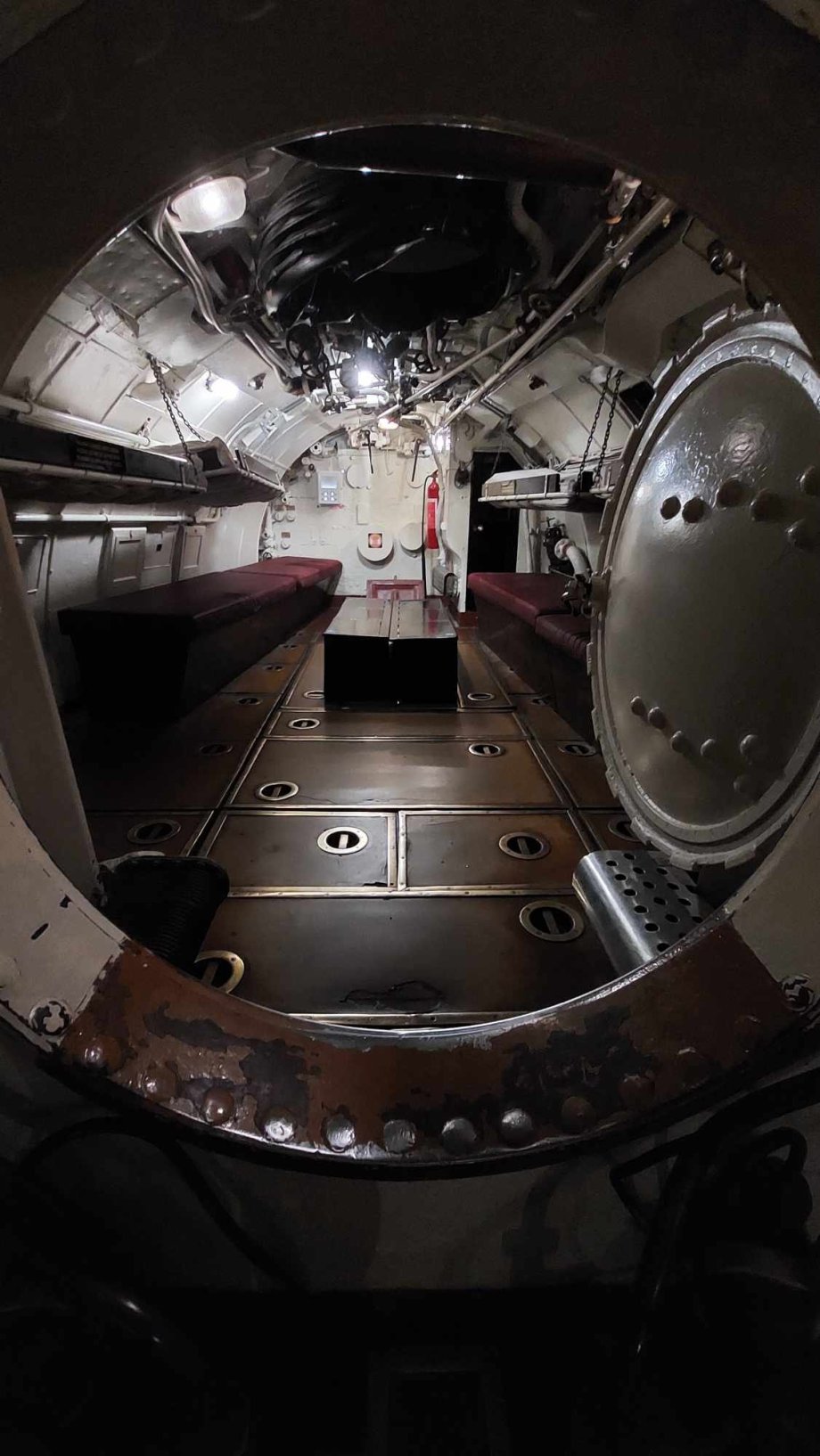 Uvnitř ponorky