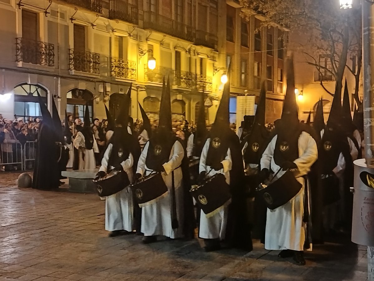 procesí u kostela sv. Filipa a Jakuba