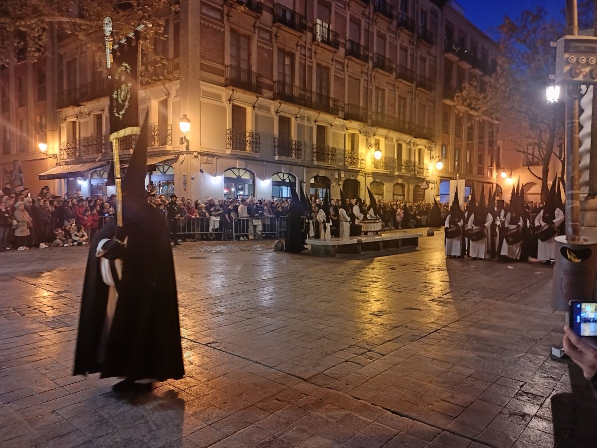procesí u kostela sv. Filipa a Jakuba
