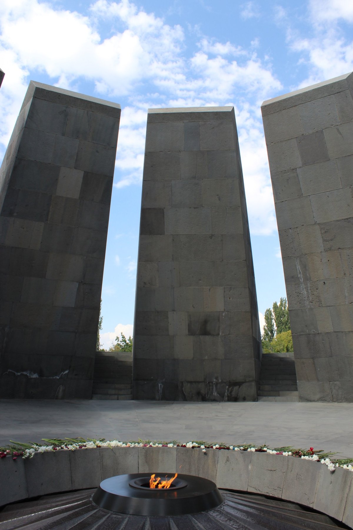 Památník arménské genocidy na Tsitsernakaberd