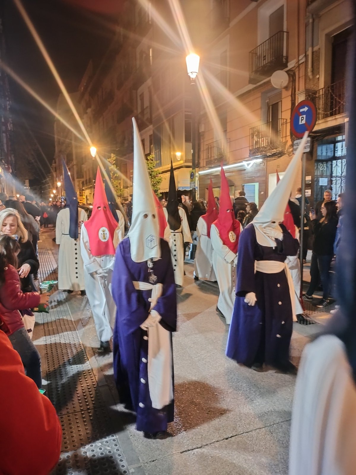 procesí z kostela Svaté Isabely de Portugal