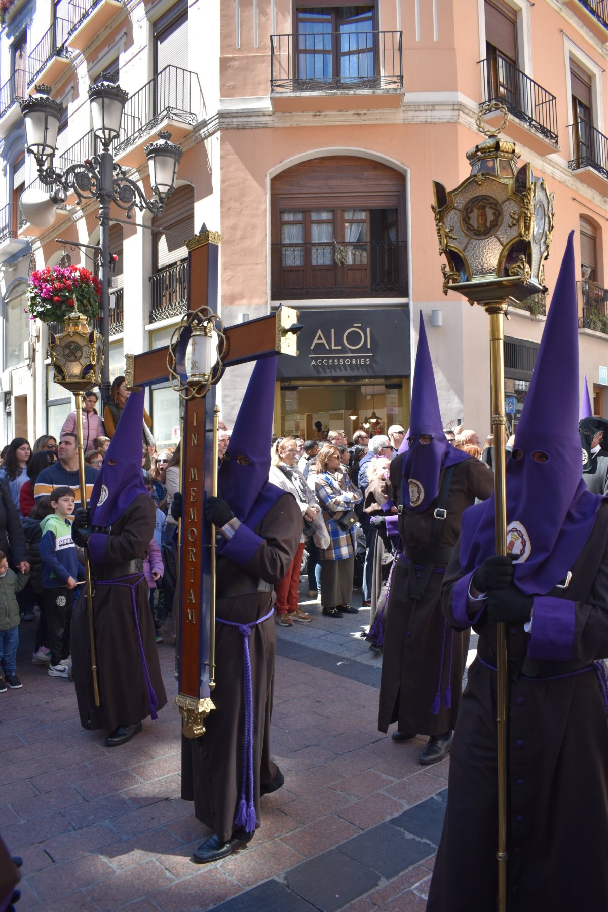procesí z kostela svatého Filipa a Jakuba