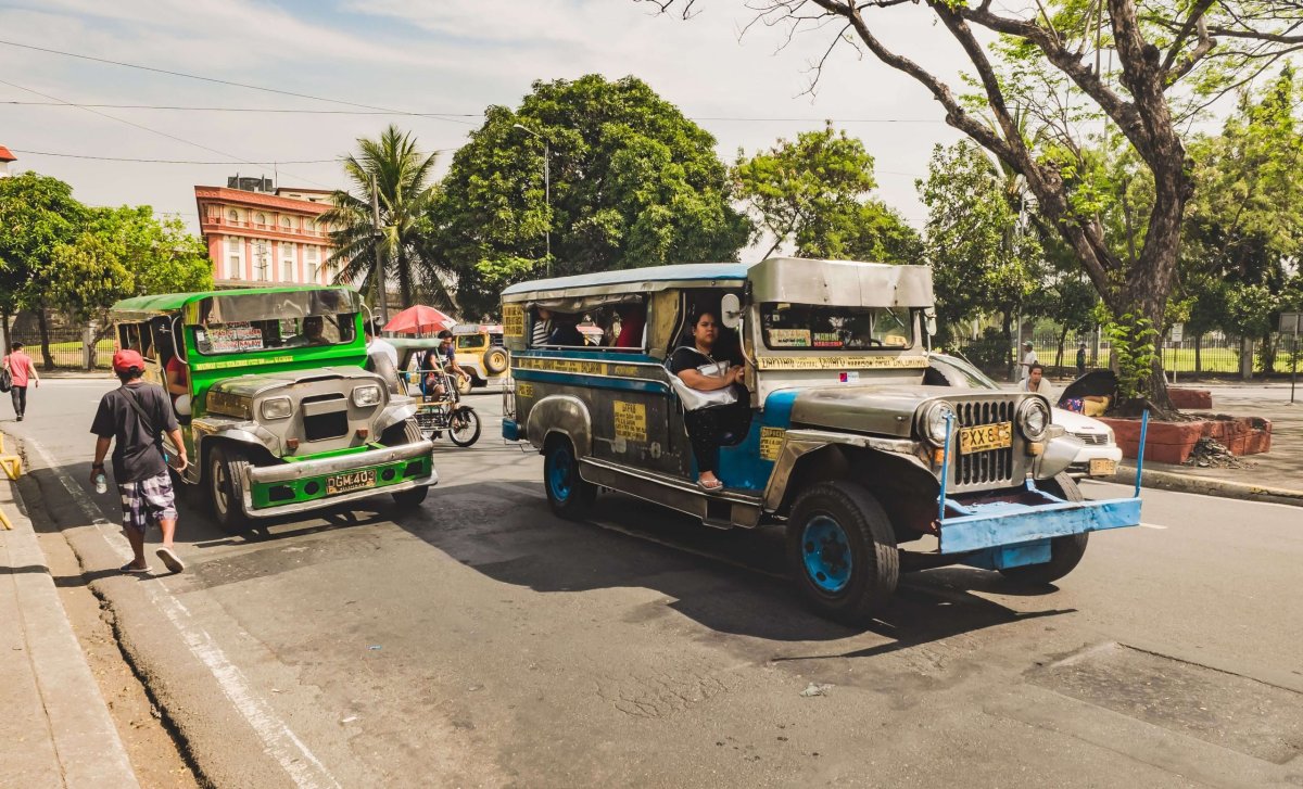 Jeepney v Manile
