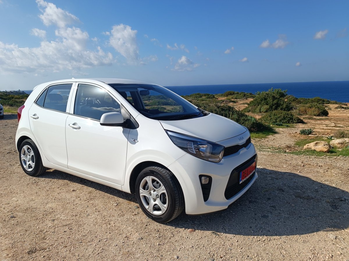 Půjčené auto - bohužel nezvládla vše, co jsme s ním měly v plánu