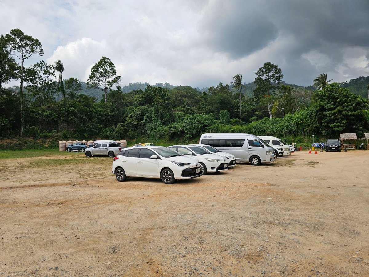 Parkoviště pod Overlap Stones