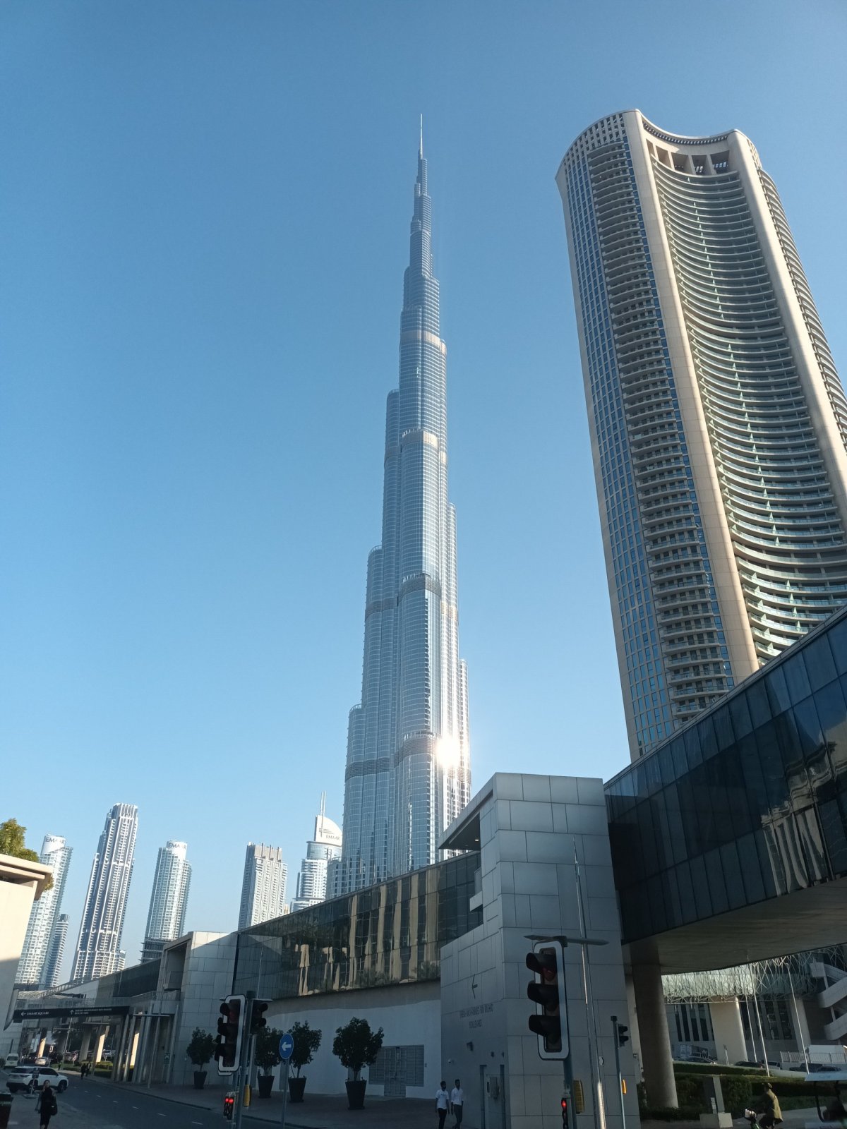 Júú, to je burdžfamózní!