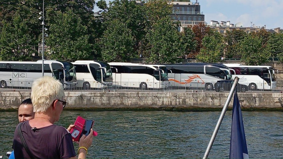 Individuálna riečna doprava
