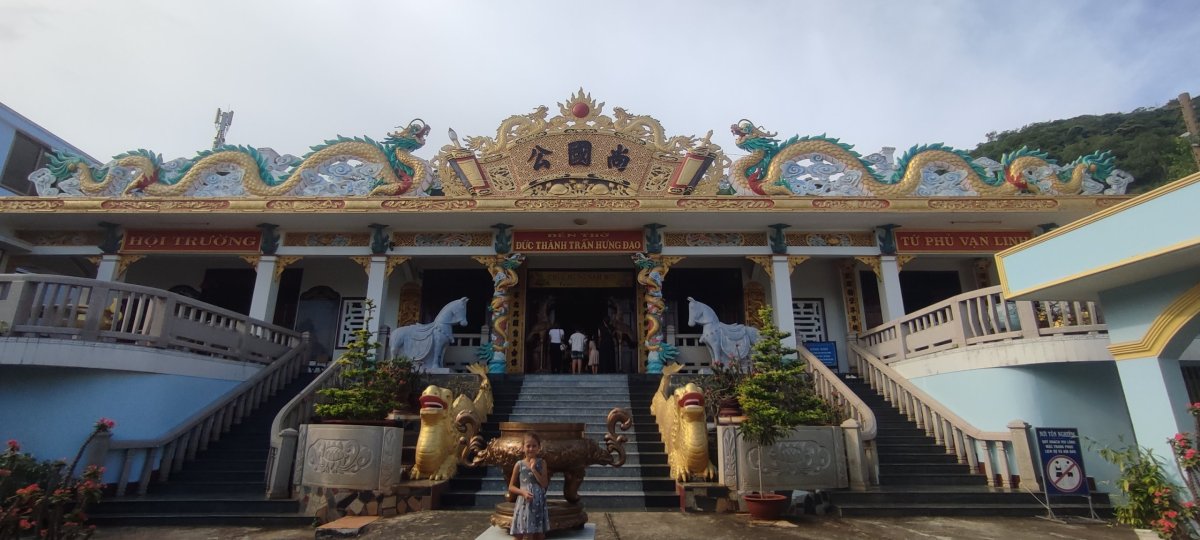 Tran Hung Dao Temple