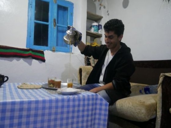Náš hostitel Lahceh a jeho čaj