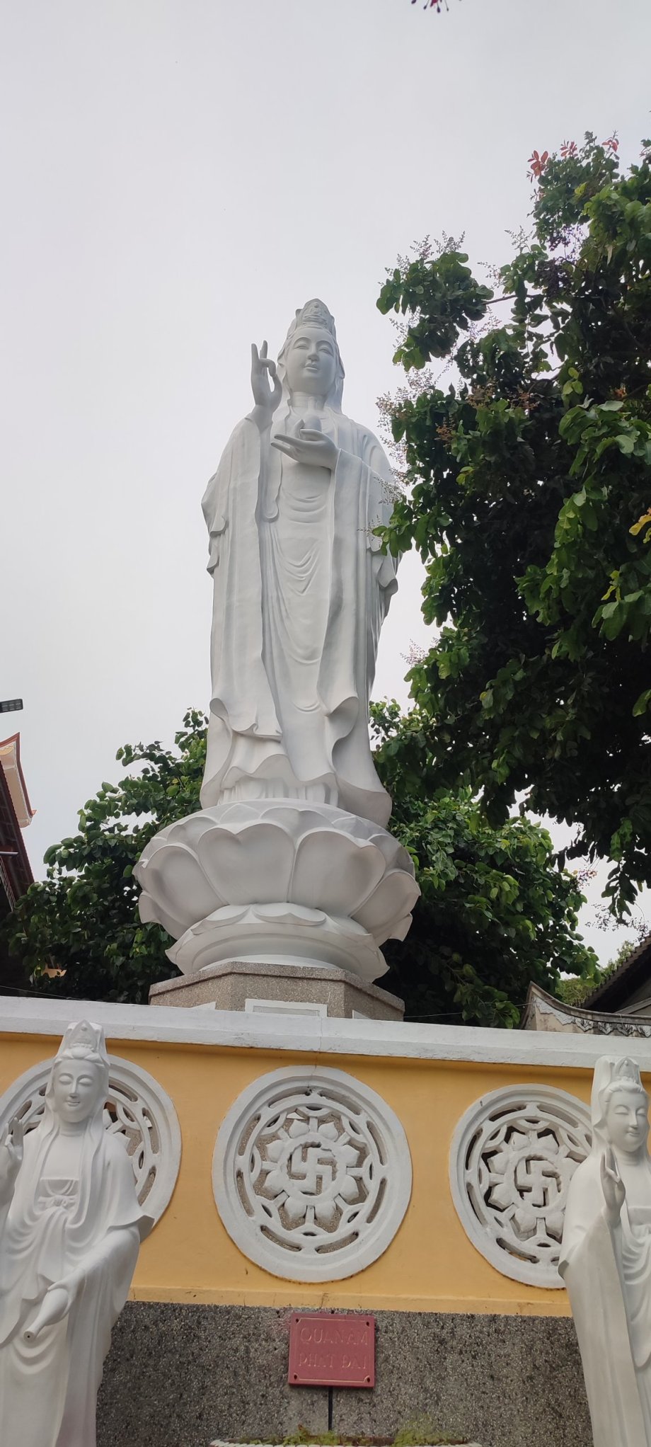 Quan Âm Phật Đài