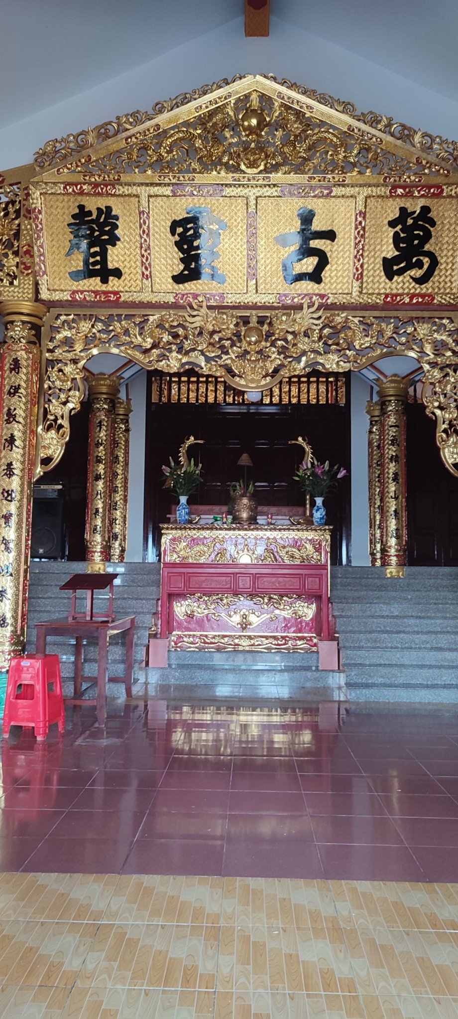 Tran Hung Dao Temple