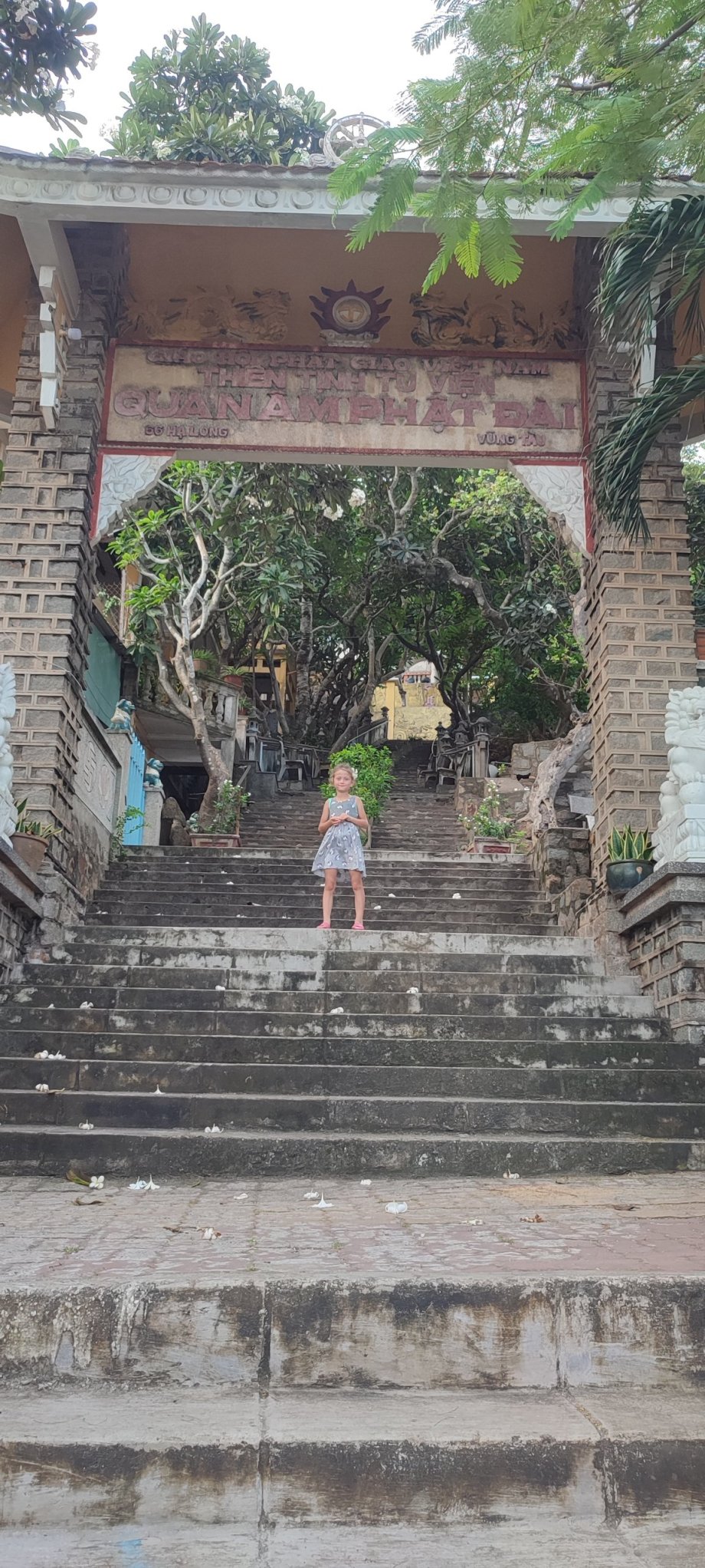 Quan Âm Phật Đài