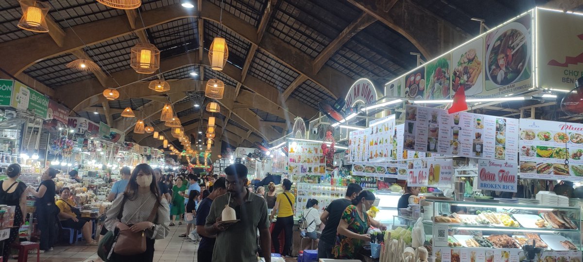 Ben Thánh market