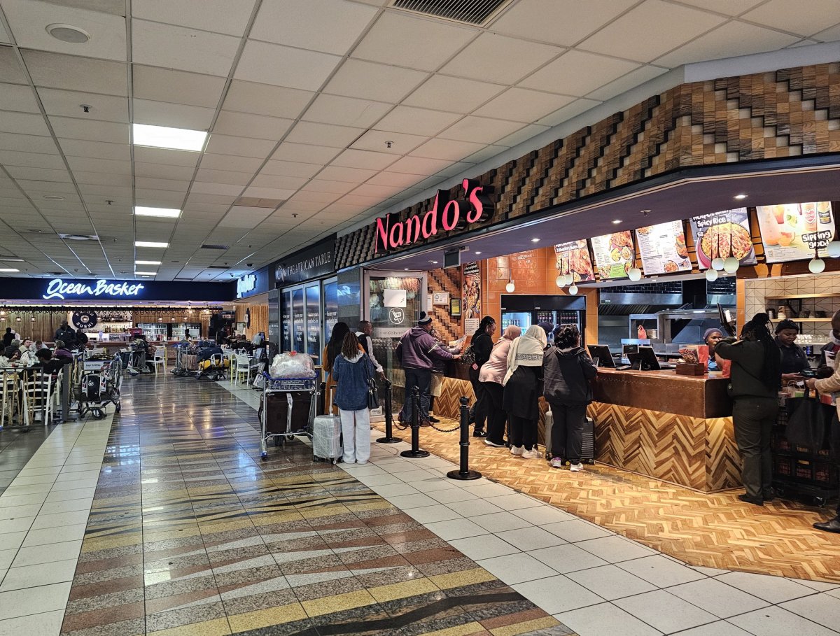 Food Court ve veřejné části