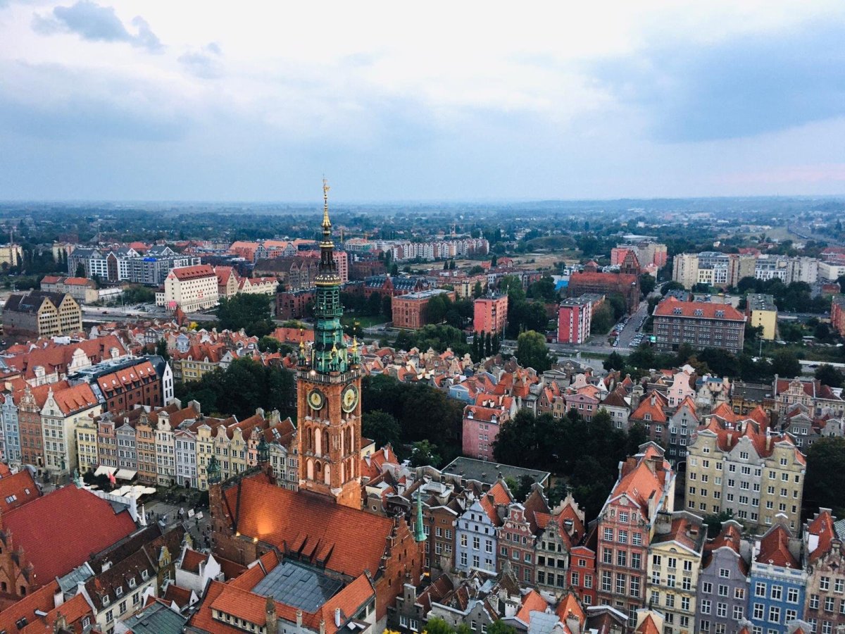 Výhled z věže Mariánského kostela