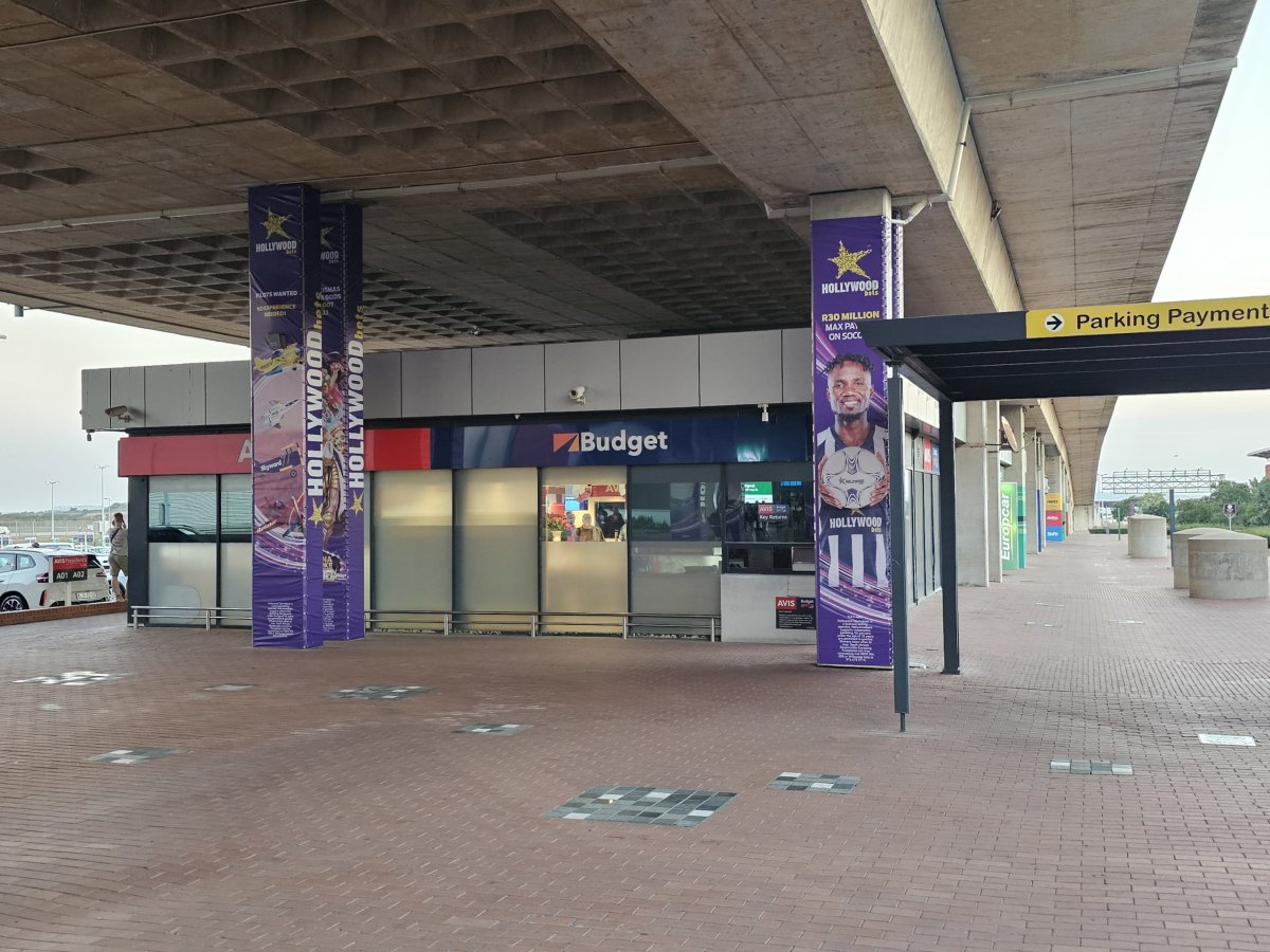 Přepážky autopůjčoven