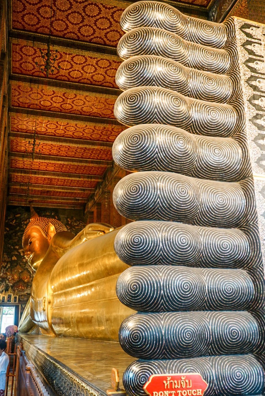 ležící Buddha
