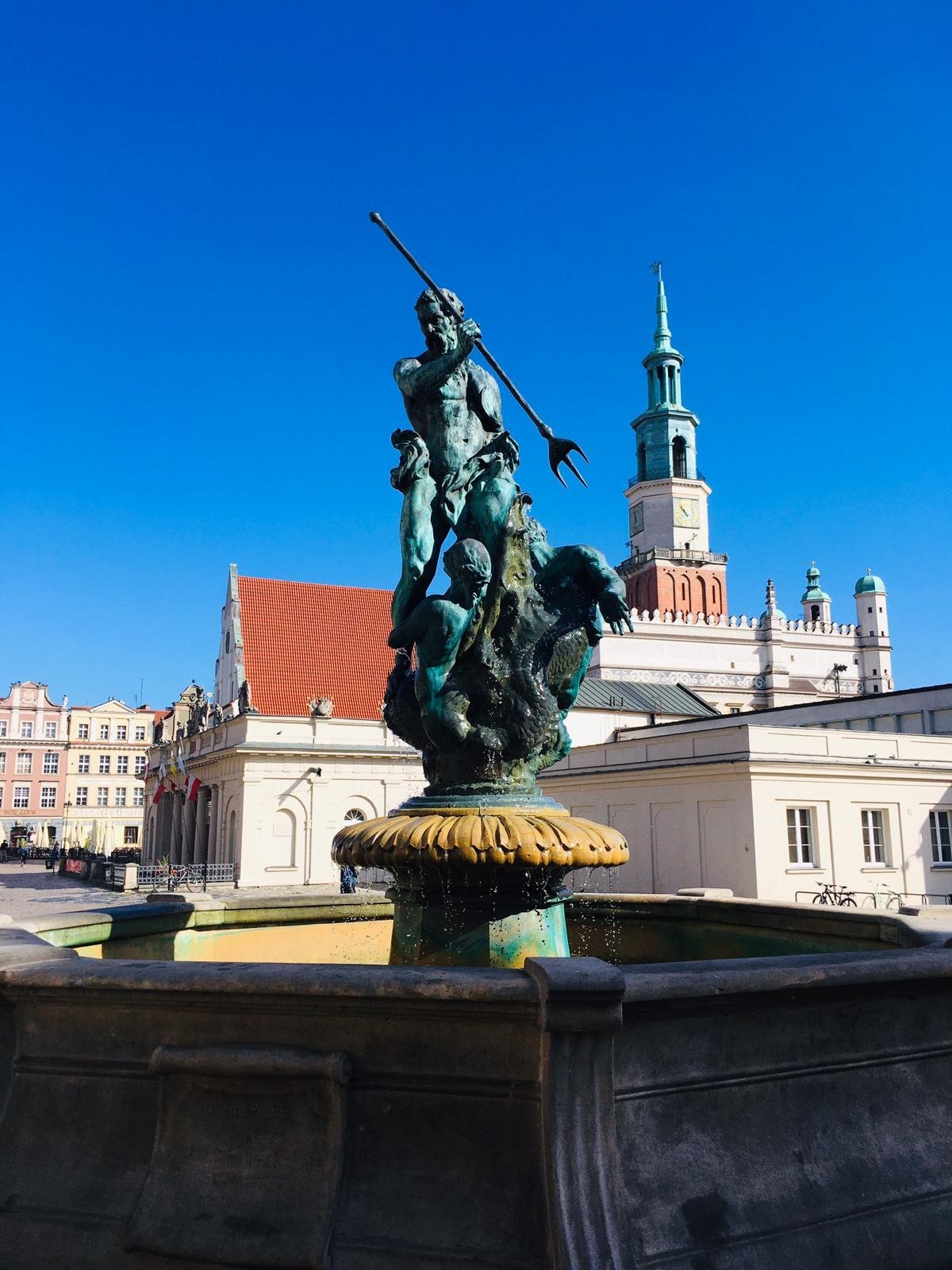 Poznaň - Hlavní náměstí - Neptunova socha