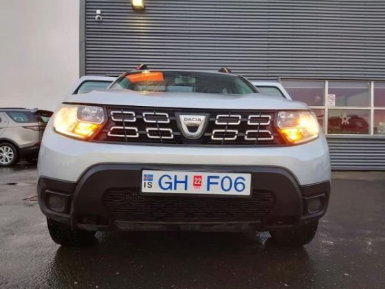 náš islandskej tank (y)