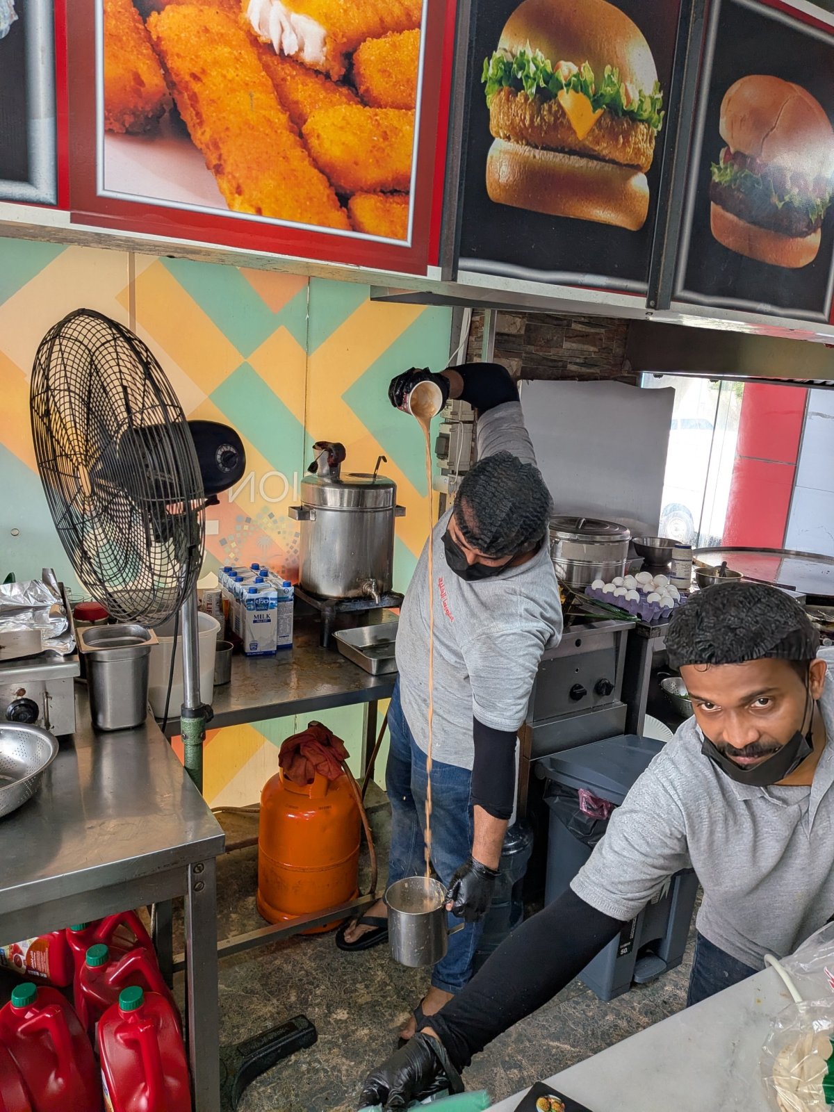 Příprava arabského čaje