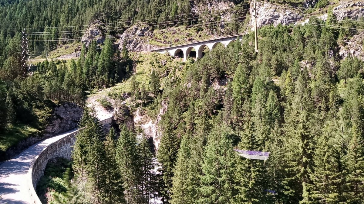 Výhled při jízdě na viadukty