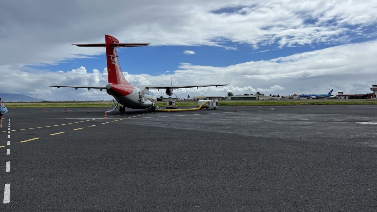 ATR42 - Faaa Airport