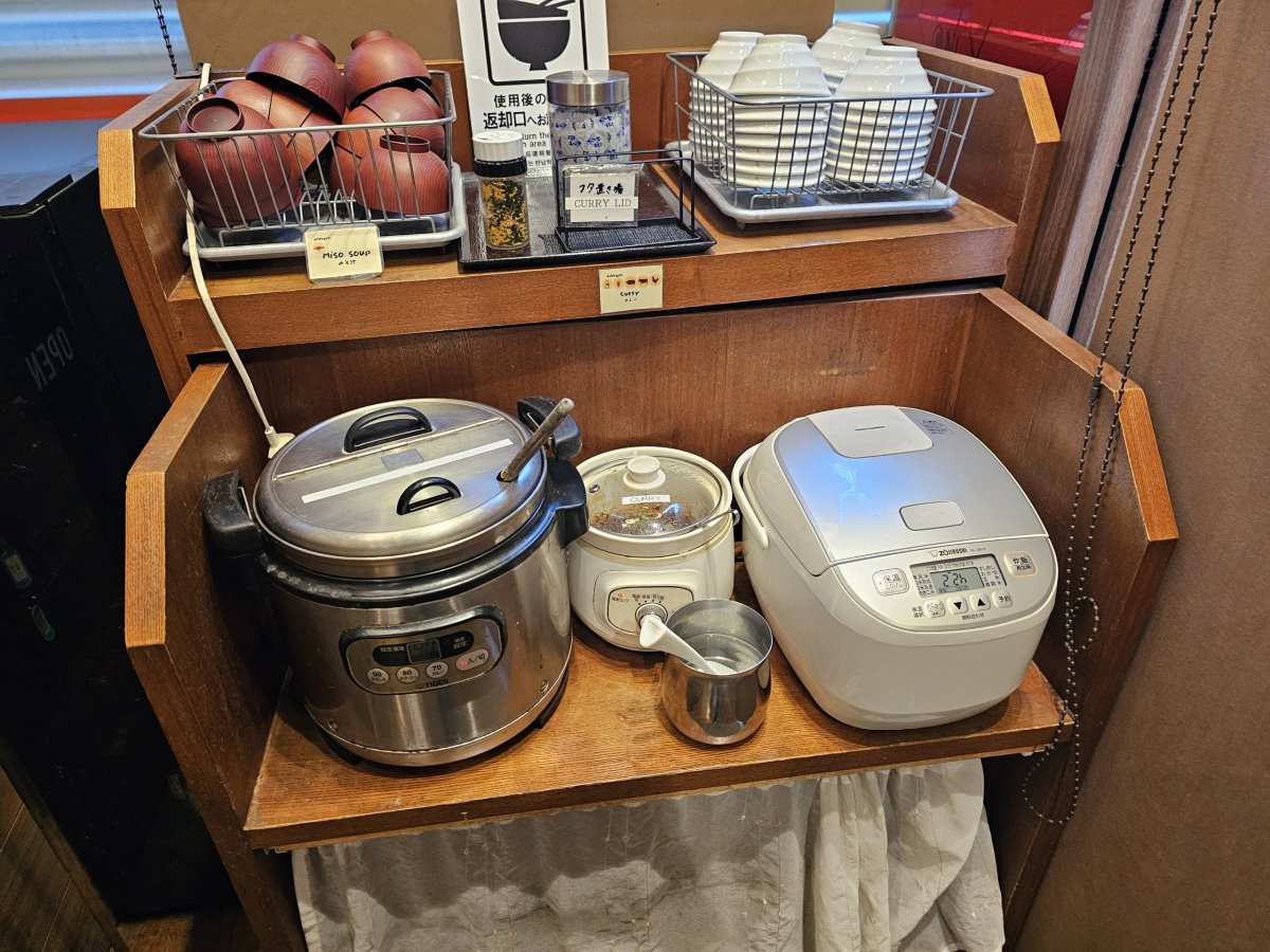 Snídaně - rýže a polévka miso