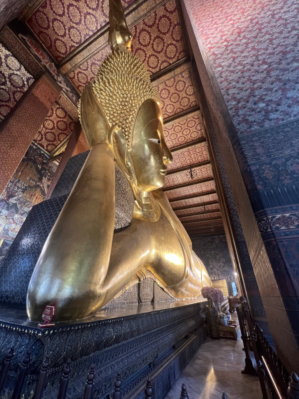 Wat Pho a jedna z největších soch Buddhy