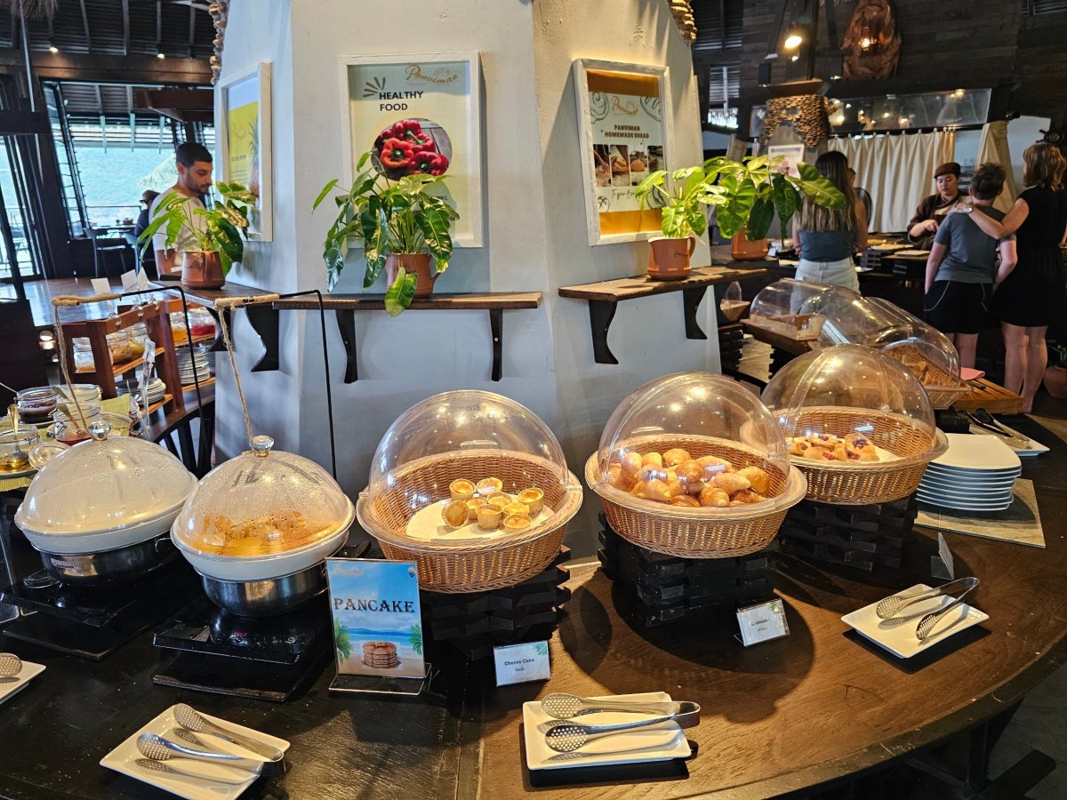 Snídaně: sladké pečivo