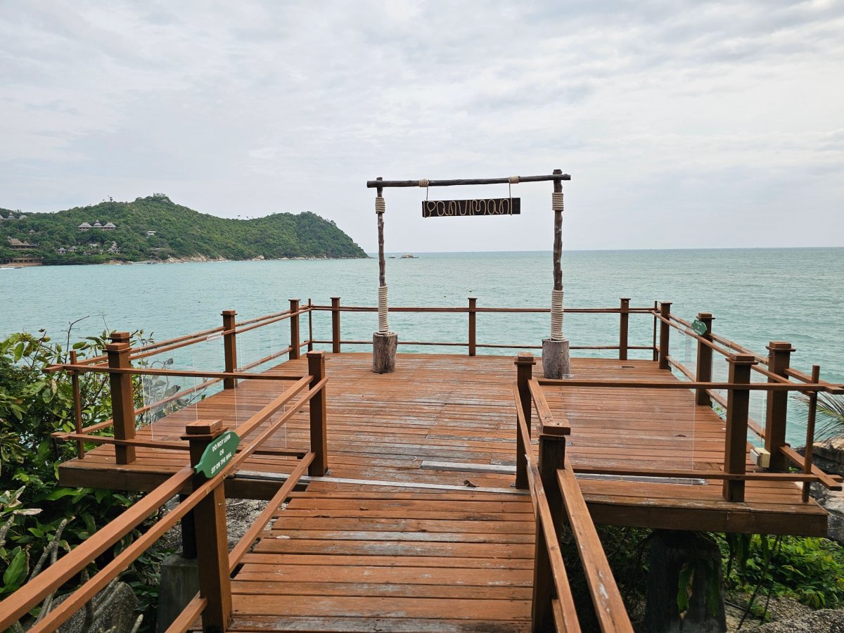 Molo s výhledem na moře