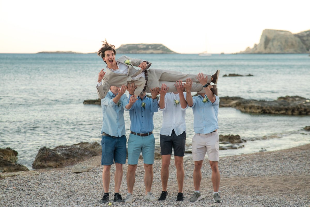 A vyhazování ženicha