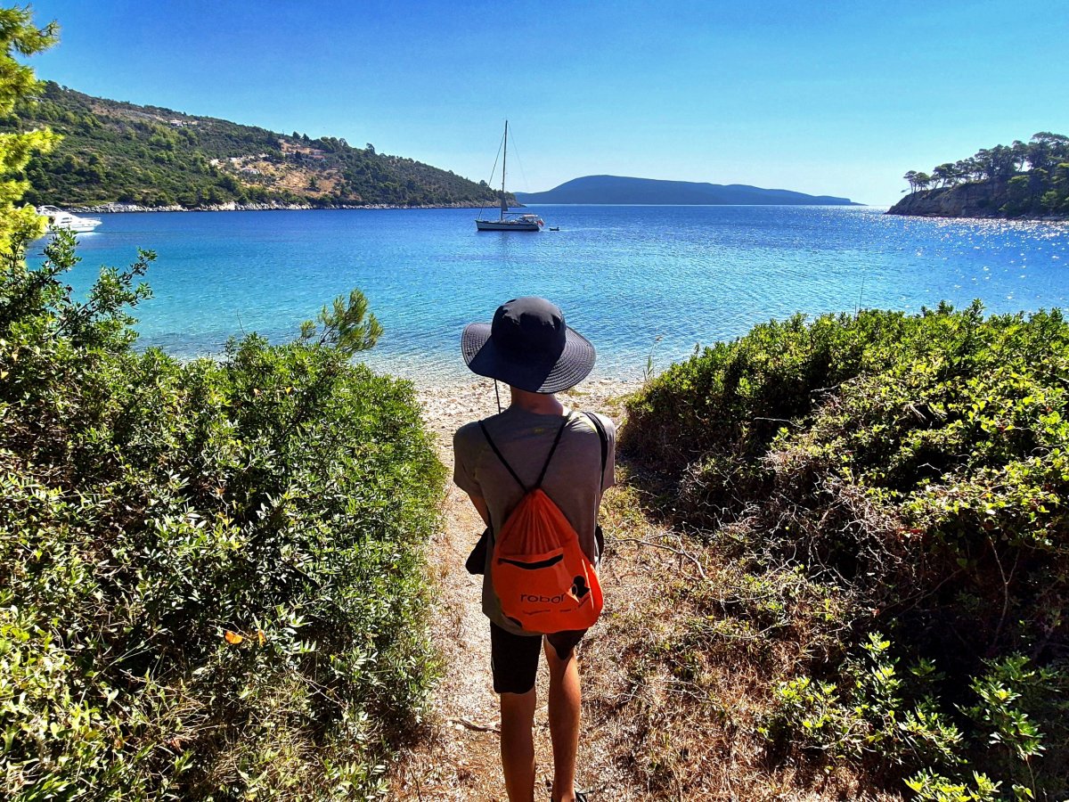 Cesta na NikIro's beach