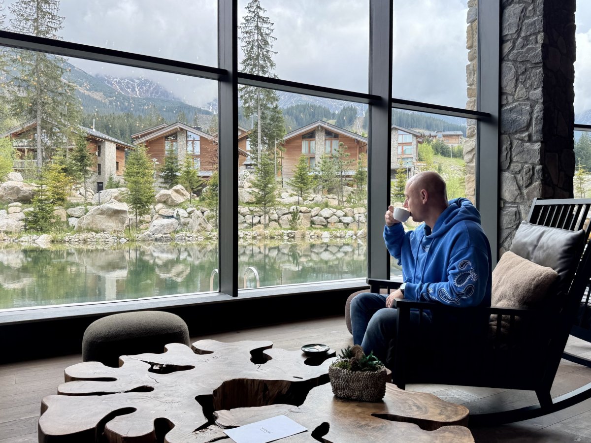 Lobby zóna s výhledem na Nízké Tatry