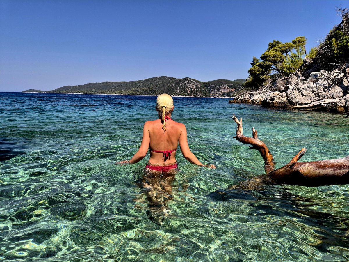 Plážička na Paralia Amarantos