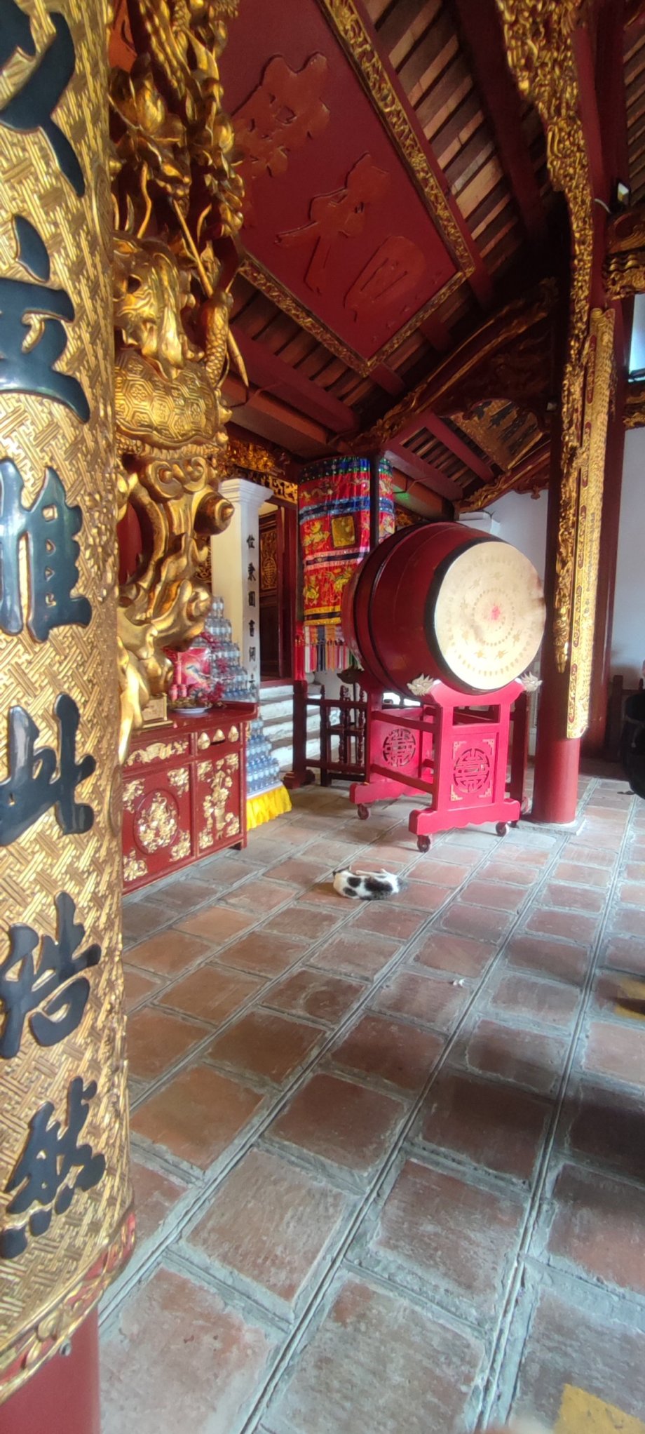 Ngoc Son Temple
