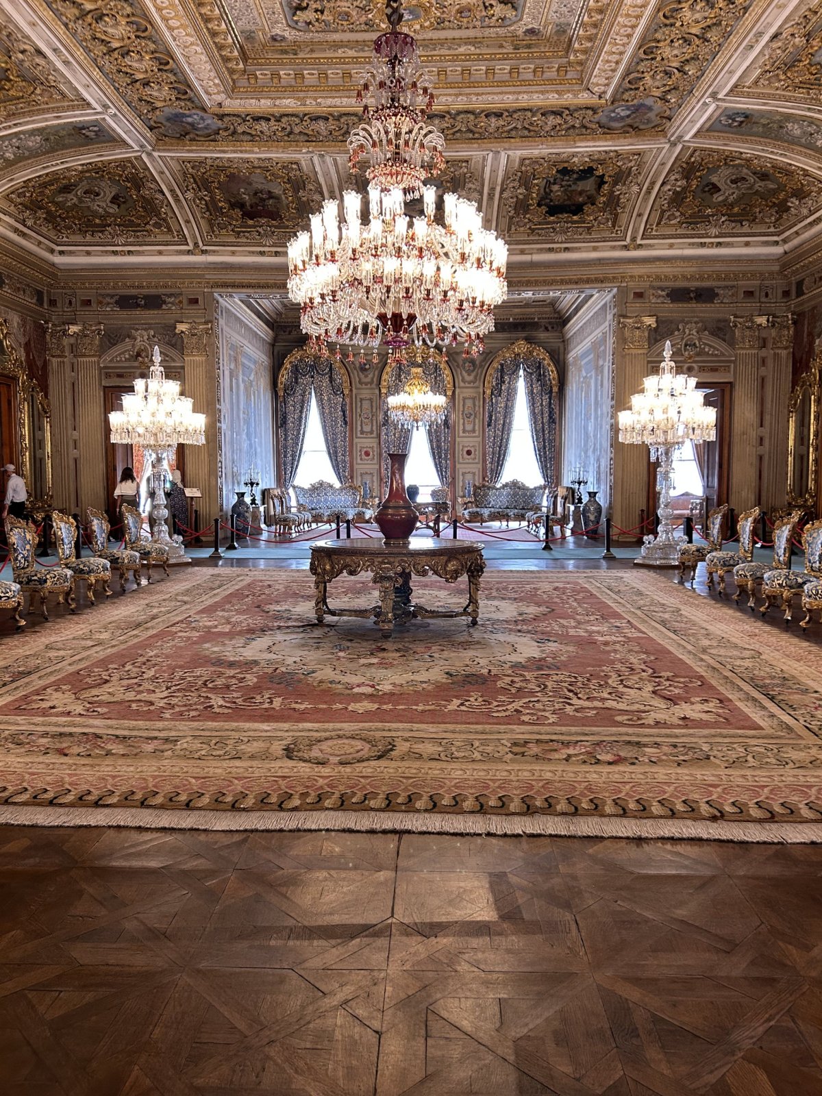 Sultánův palác Dolmabahce
