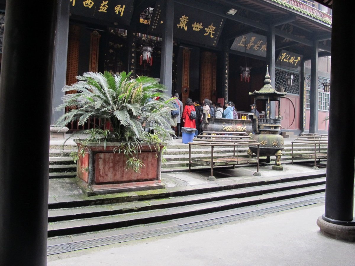 Jeden z chrámů v Dujiangyan