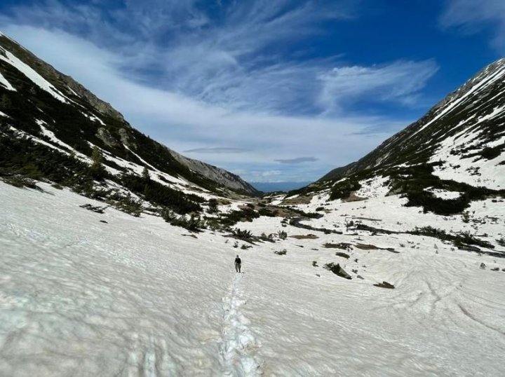 Pirin - Cestou k jezeru Muratovo, údolí mezi horami Todarka a Vichren