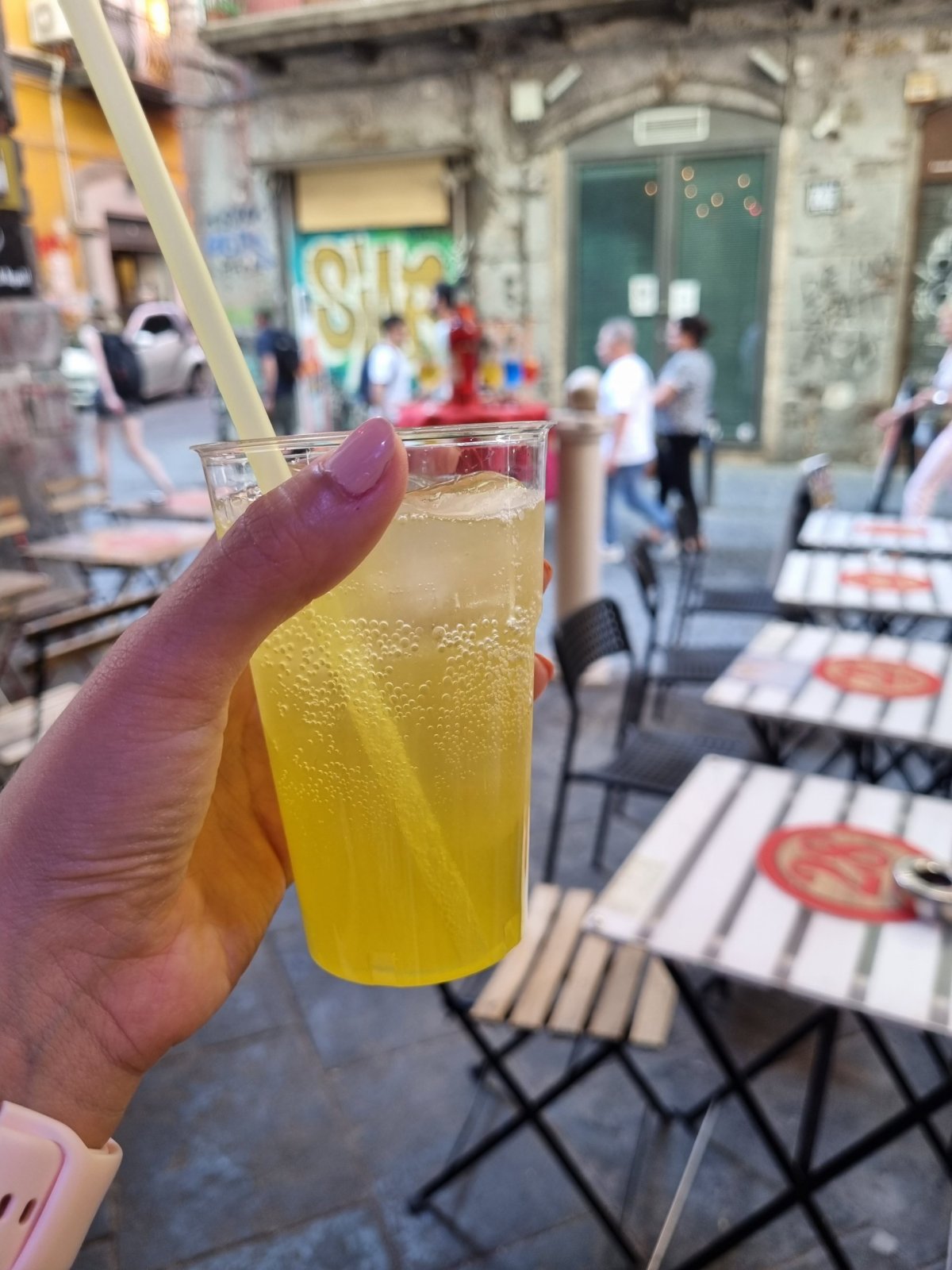 Limoncello spritz