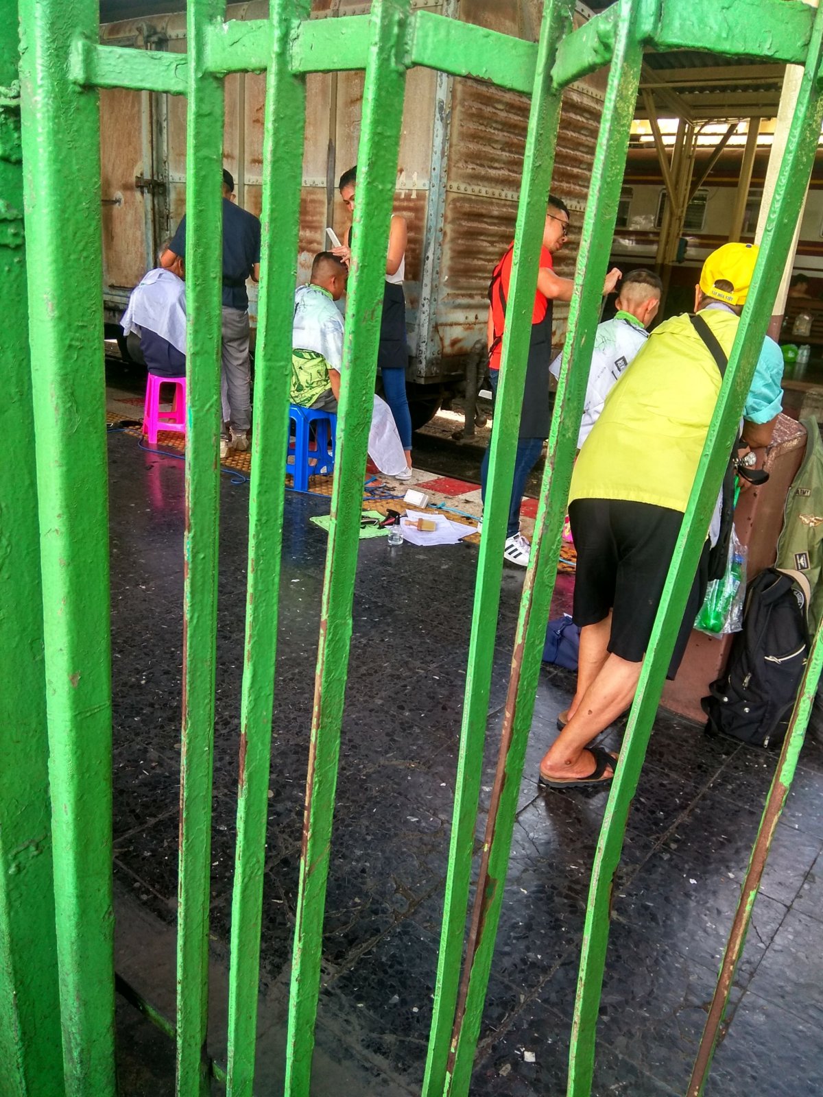 Kadeřnictví na vlakovém nádraží