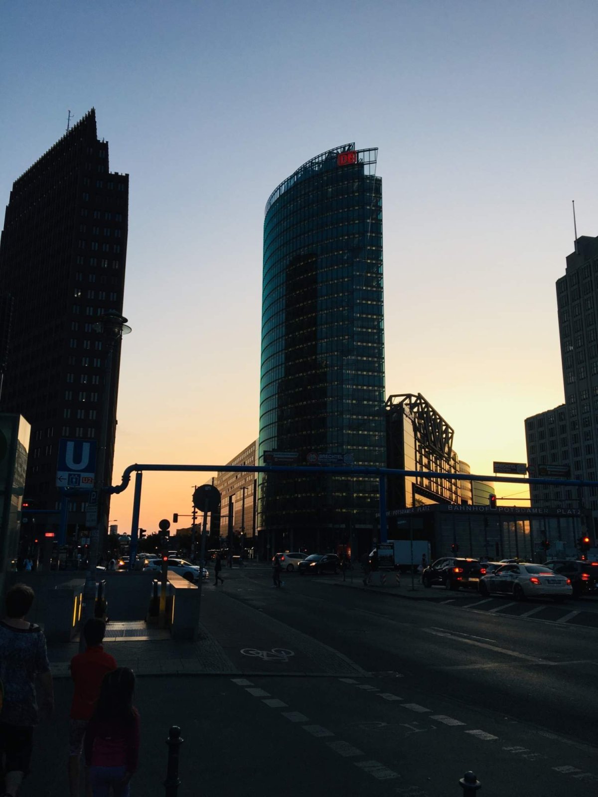 Postupimské náměstí