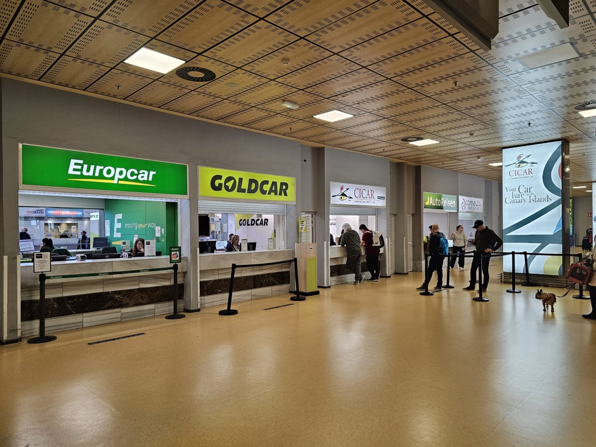 Přepážky autopůjčoven