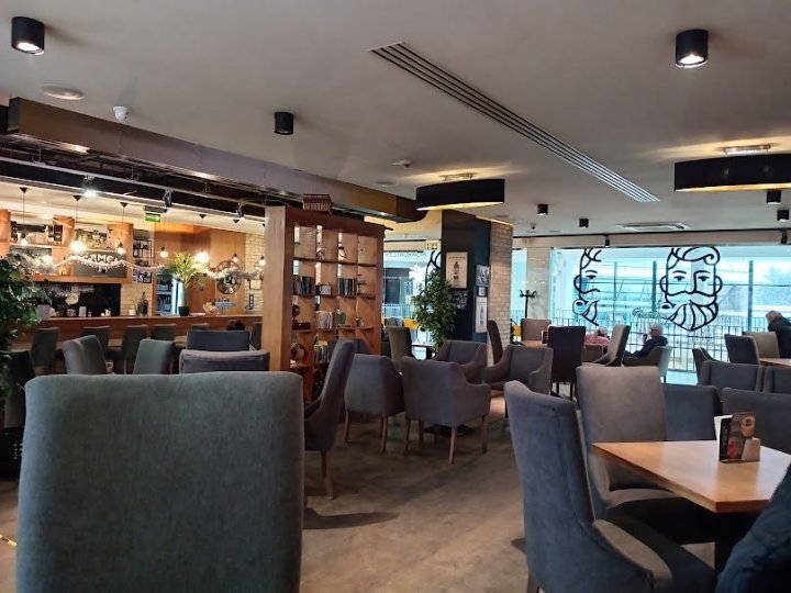 Železničná stanica