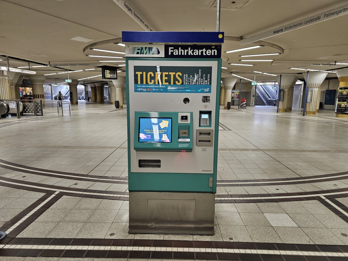 Automat na jízdenky v metru
